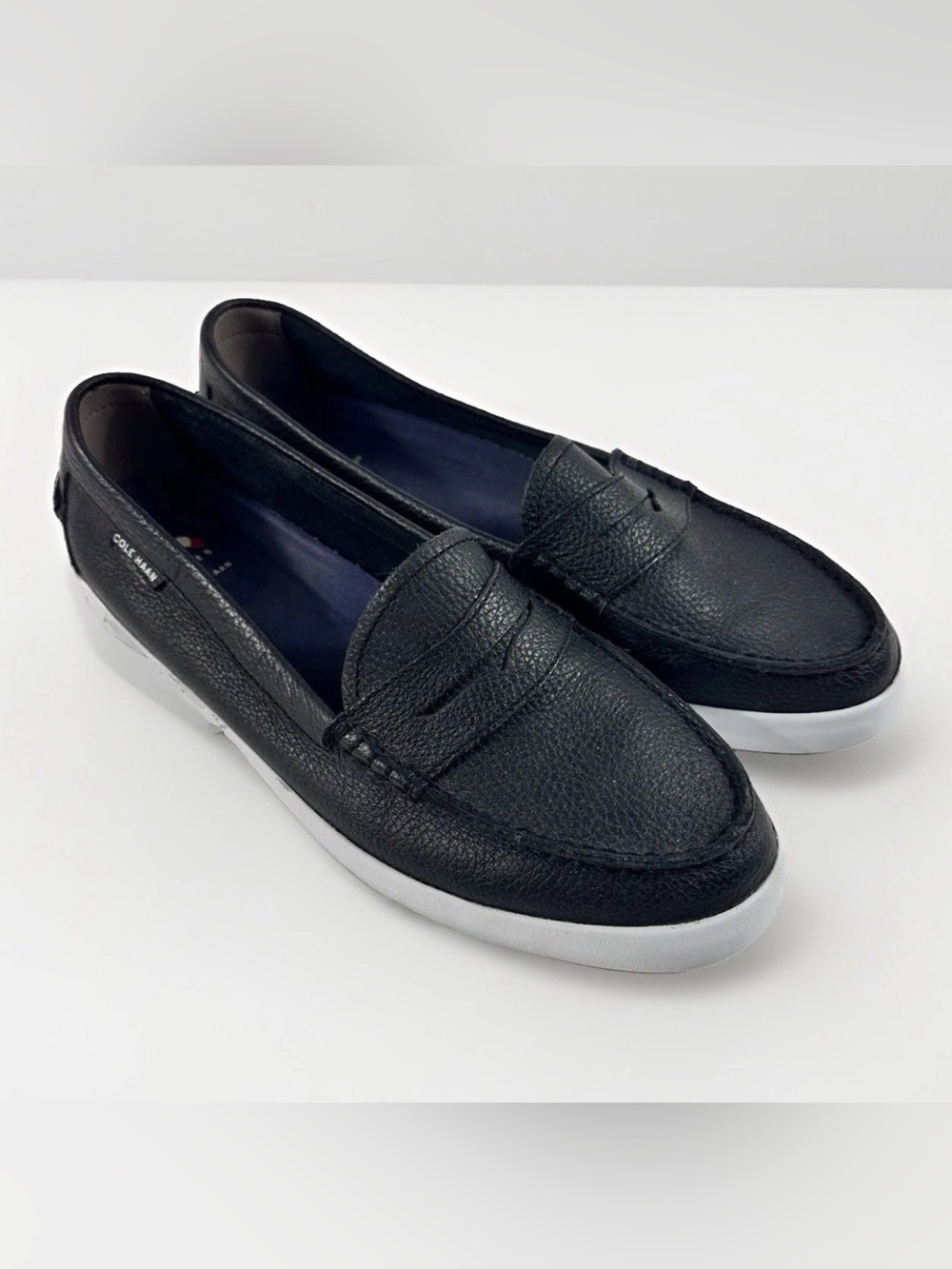 Cole Haan Nantucket Penny Loafers Women's 10B Black Pebbled Leather GrandØS